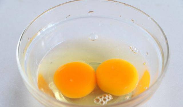 营养|营养好早餐，教你自制鸡蛋薄饼，成本低出锅快