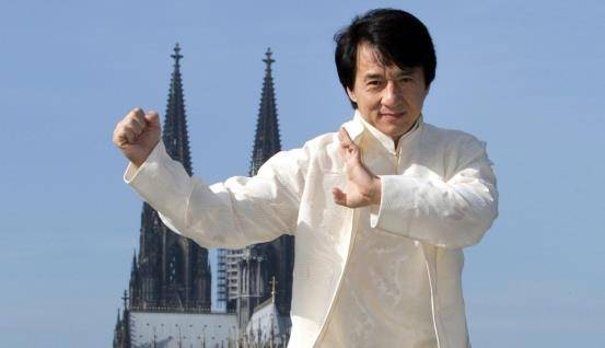 电影|作为奥斯卡终身成就奖获得者，你永远想不到成龙在国外有多受欢迎