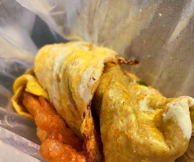 北角|天津连个店面都没有的路边摊，排队排到怀疑人生，客人却很失望