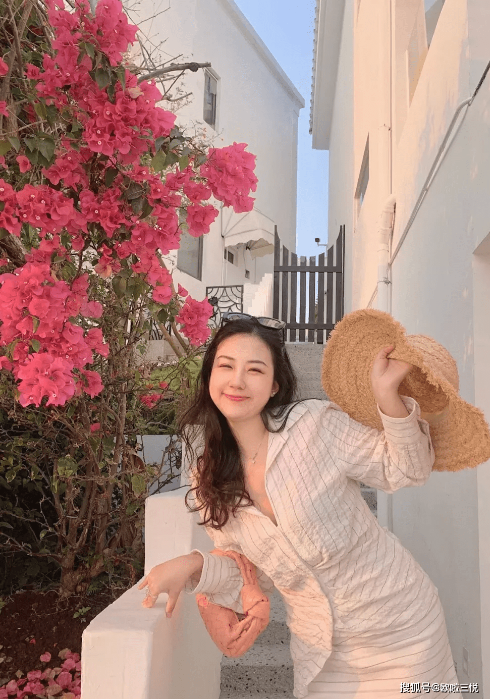 法宝|悦穿搭： 小个子女生穿搭：矮个子微胖女生的超实用穿搭来了！