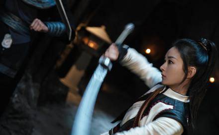 原著|赵丽颖《有翡》演不出少女感背后：85花与时间的战争