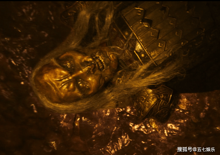 原创差在哪精绝古城棺材里躺着大粽子云南虫谷棺材里是飞镖