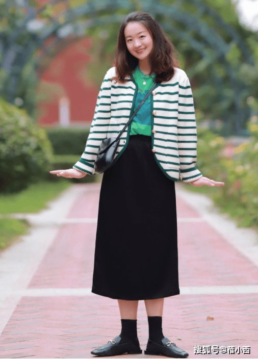 美眉|“微胖身材”入秋怎么穿?给你3个搭配思路请收好,时髦度翻倍!