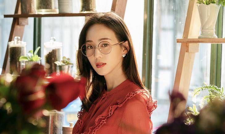 因为|四部剧糊了三部，杨紫《余生》宣布改档后，《女心理师》也危险了