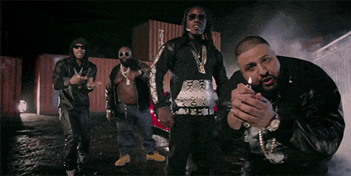 防水|大金链子大花臂，短袖长到可拖地，嘻哈风就是man？95后：勿cue