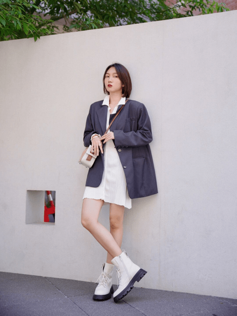 显得|入秋后不要瞎打扮，试试这几款穿搭，显瘦又气质，换季照样美美哒