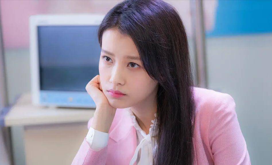 名字|公考面试报名字都算了，女扮男装的桥段都有？这些编剧是怎么想的