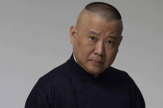 收徒|德云社借收徒捞金，霄字科第二次摆知，曹金让郭德纲长记性