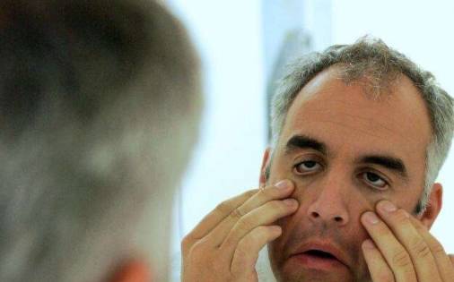 伪装男性开始衰老,身体出现的这些“丑态”,藏都藏不住!