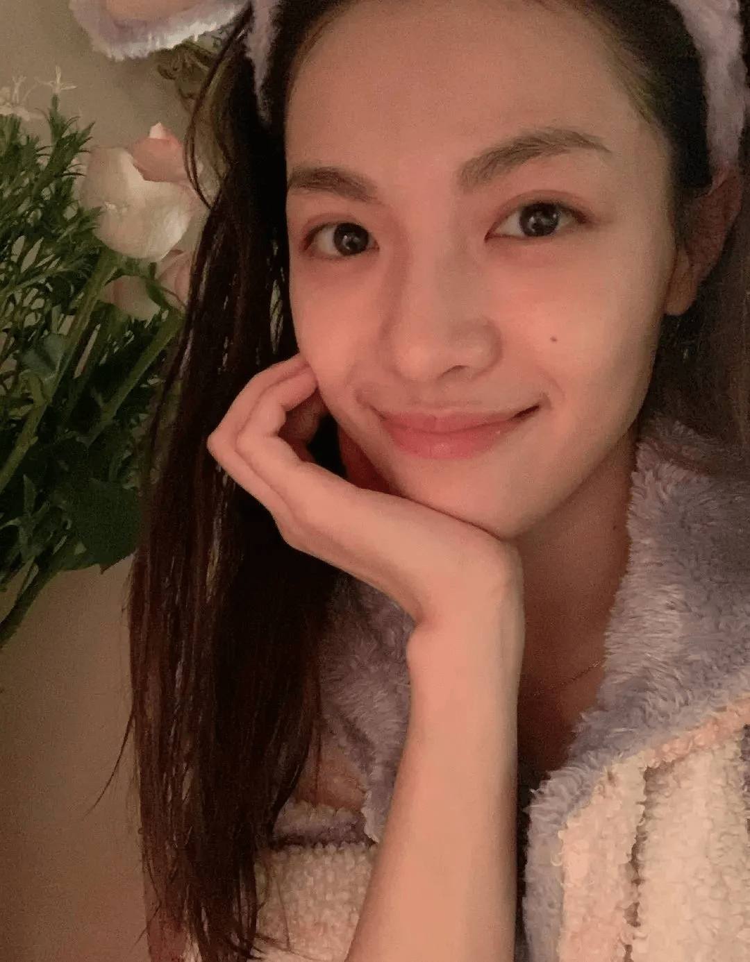 白女士都是淡颜，为什么赵露思化妆比素颜丑，乔欣却能撑破颜值天花板？