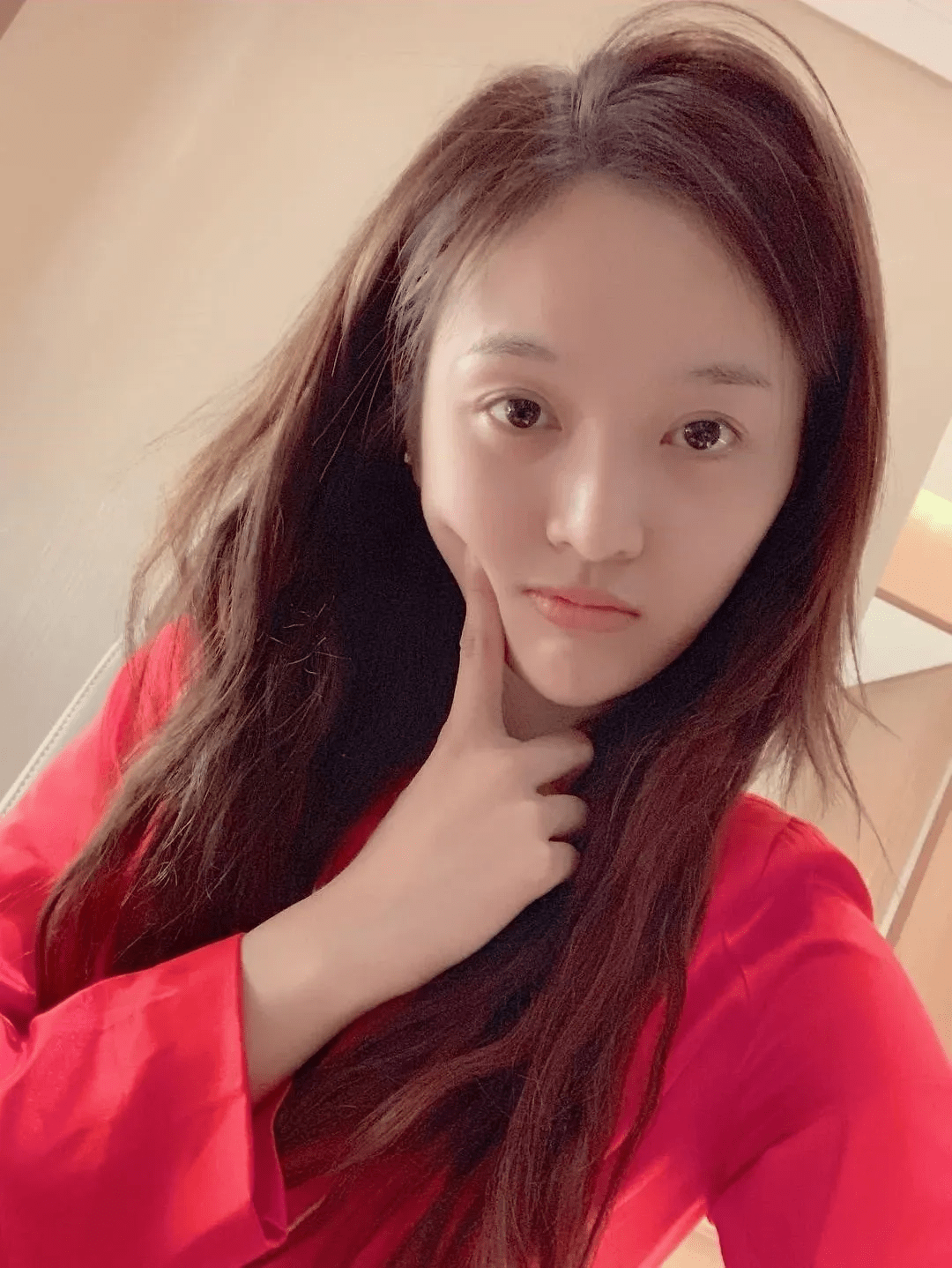 白女士都是淡颜，为什么赵露思化妆比素颜丑，乔欣却能撑破颜值天花板？