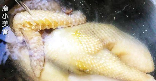 怎么样浸白切鸡 57ebab66c0cb47cfb642cf0f17bf5848.jpeg