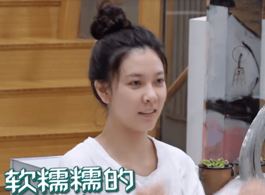 陈伟霆《合伙人2》素颜照，范丞丞周扬青减龄，我却被宋妍霏美到了
