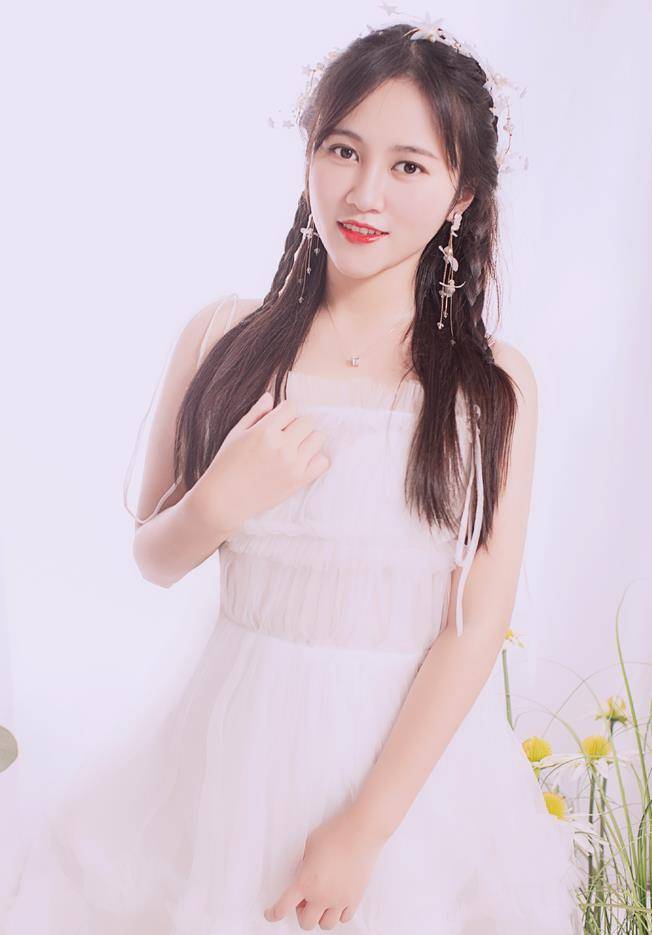 外站当红主播李一涵转战陌陌专业演唱水准获粉丝赞誉