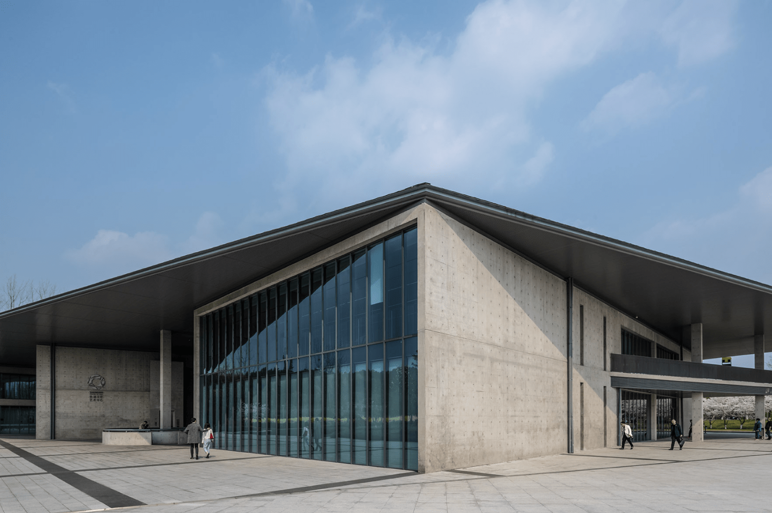 先锋与传统交融在杭州发现潮生活