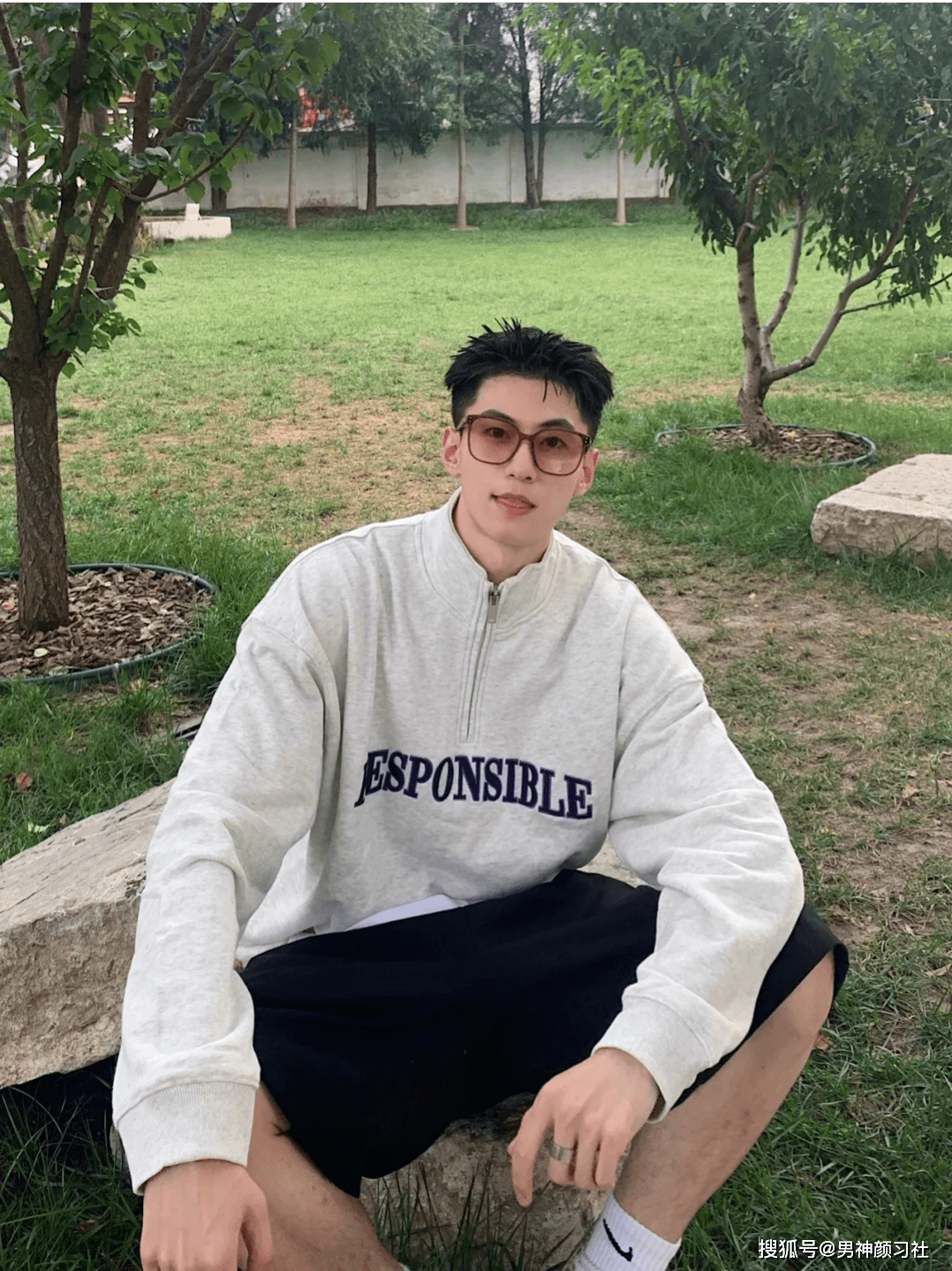 设计|男人穿搭的品味主要是看搭配和想法,而非一味地追求品牌?