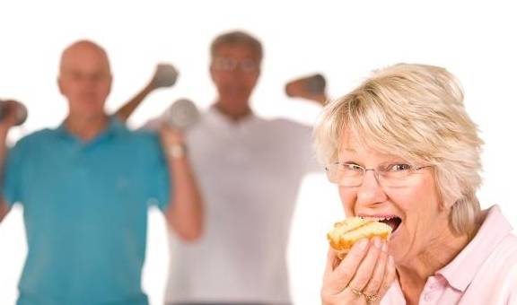 肠胃|饭后养生黄金期,坚持一个习惯,肠胃感谢你,长寿跟着你!