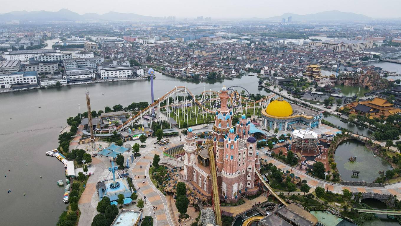 原创杭州周边游浙江的小迪士尼绍兴东方山水乐园