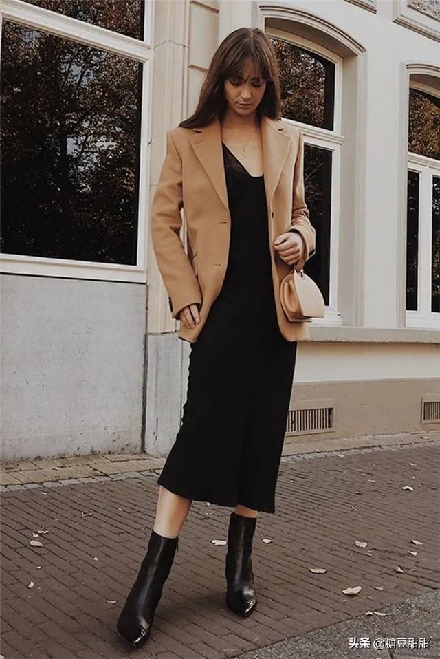 丝绸 “连衣裙”又俗又烂大街了？看看下面时髦精这样来穿，气质又高级