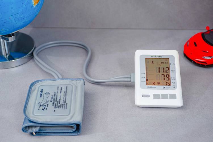 送给父母最好的礼物——鸿蒙首款医疗生态产品maibobo脉搏波血压计rbp