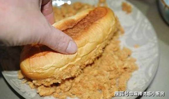 面团|家庭自制肉松面包,柔软酥香,咸鲜入味,早餐再也不用出去买了!