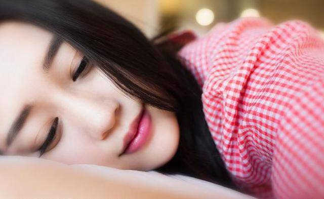 如何变得不在意外貌 31ec5d02ddd74259b324d4d6d901f285.jpeg