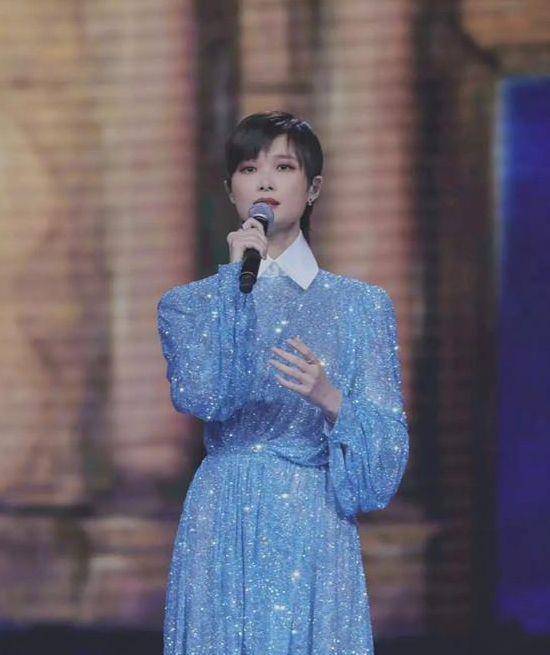 盛装 中秋晚会10位女星盛装出席，感觉李宇春又截胡了