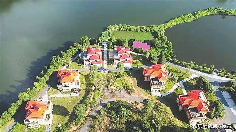 一个新余仙女湖两地共管 景区内4栋违建别墅拆