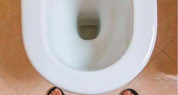 肾脏|男人“小便”,每天接近那个“数”,说明“尿毒症”离你很远