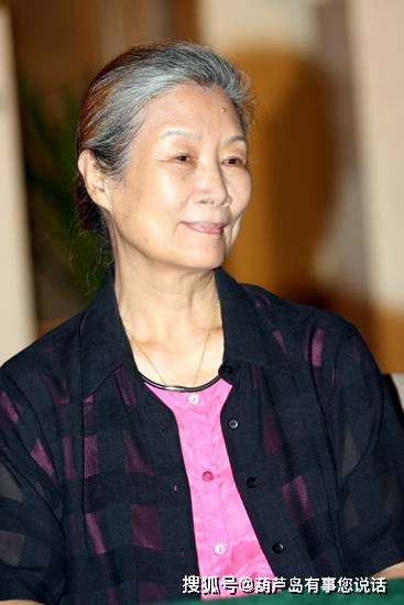 原创老戏骨吕中儿媳是何琳两人情同母女媒体称赞她俩是母女婆媳