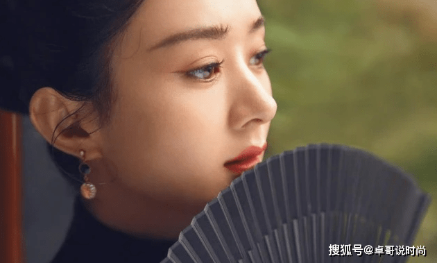 整体 赵丽颖国风封神穿搭，不一样的国风美展现，网友：大爱