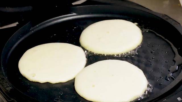 怎么做山药饼干的视频 550796e0f09d427fac7347a9c4d13215.jpeg