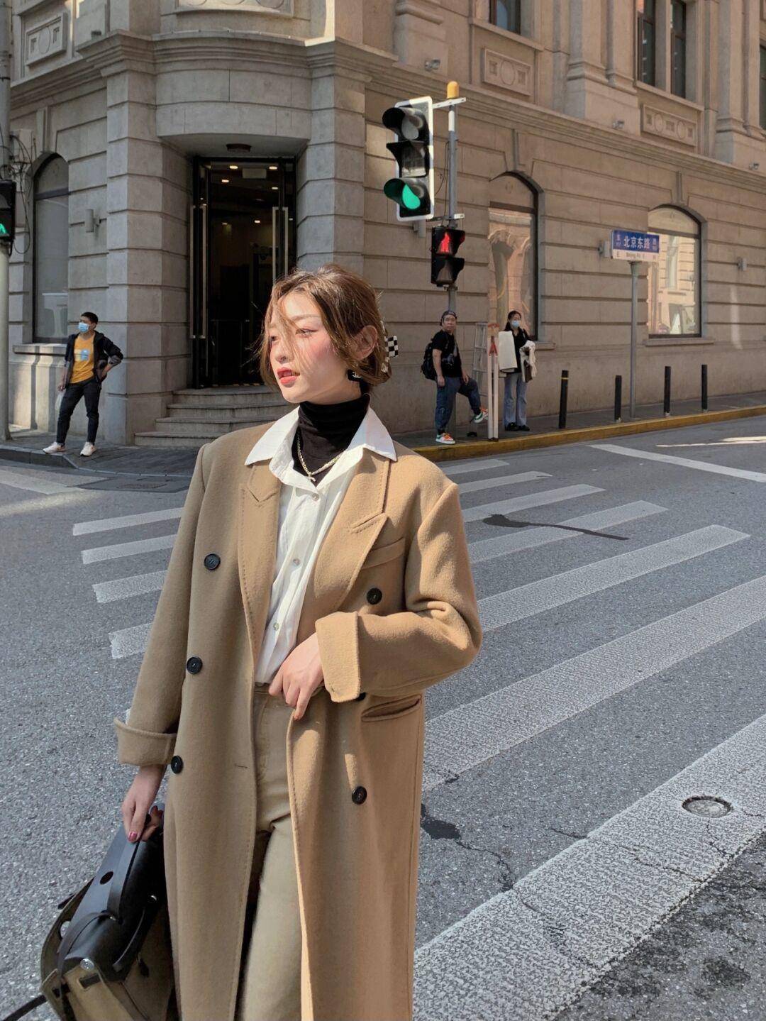 身材 毛呢外套不能乱穿，这几个搭配思路值得借鉴，远离拖沓，高级精致