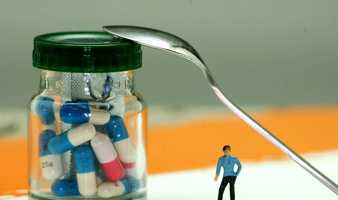 肾脏|35岁男子8年后肾衰，医生：警惕这种无声的疾病