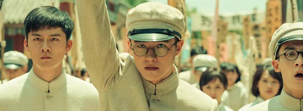 因为|《1921》爆了，除了主演阵容以外，这部电影背后的故事更让人揪心