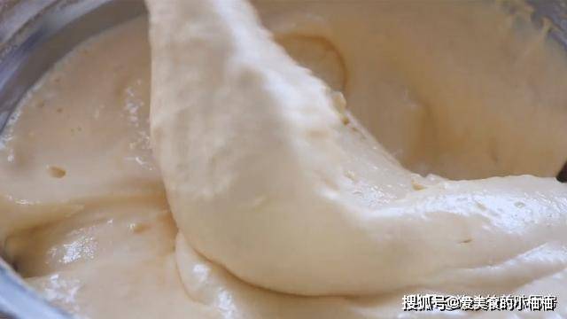 做法|教你1碗面粉4个鸡蛋做蛋糕，不用烤箱不用电饭煲，新手一次成功