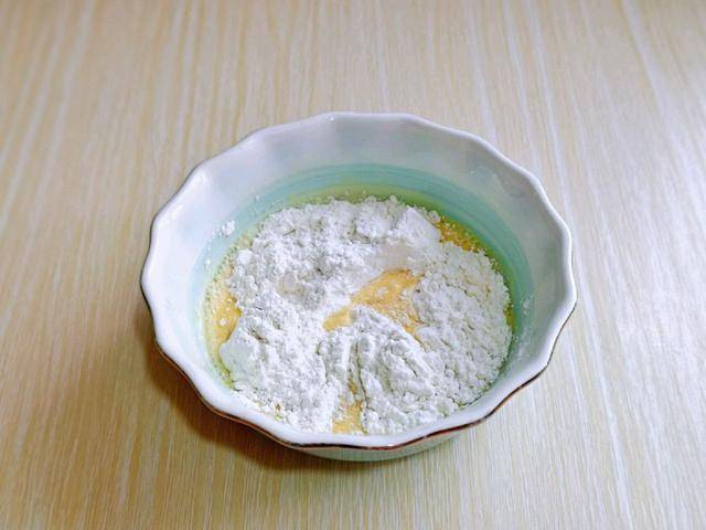 加入适量|给孩子做花式早餐，营养丰富，做法简单，别有一番风味