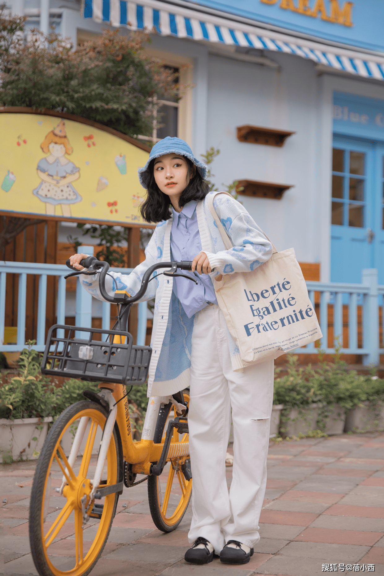 好身材 今秋流行这些“显瘦神裤”，一键拉伸腿长，效果堪比换腿