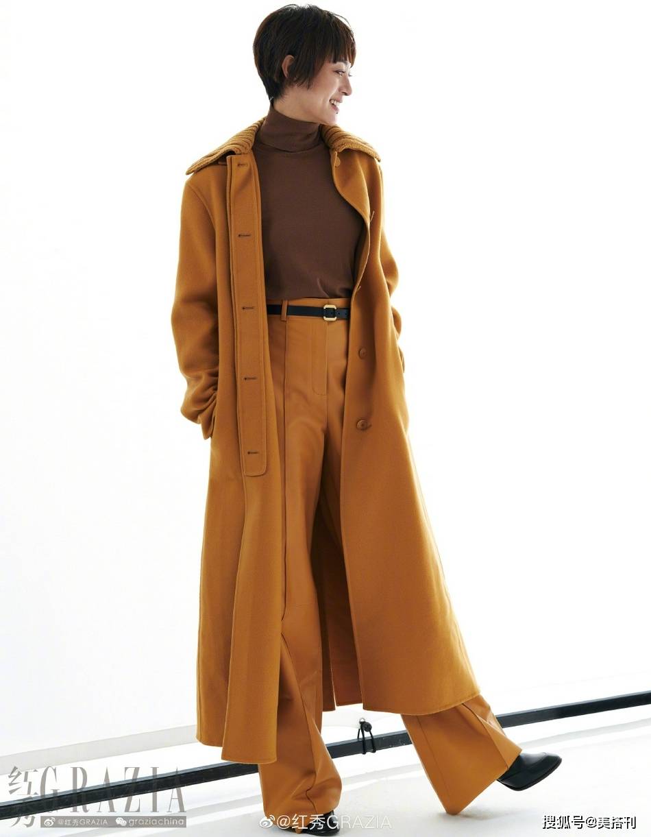 毛衣 孙俪五官变凶了？最新大片短发出镜，网友：短发配五官没有违和感