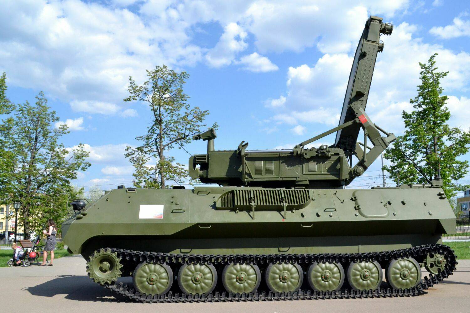 原创zoo-1反炮兵雷达,自动化程度高,至今仍发挥重要作用!