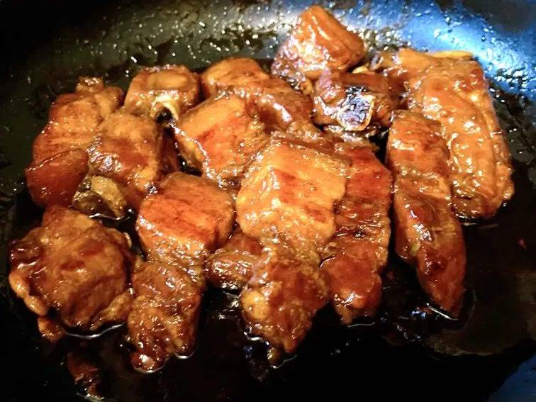 红烧肉怎么做好吃又q弹 fab5b29f93fe43da85aeff4e933c10d3.jpeg