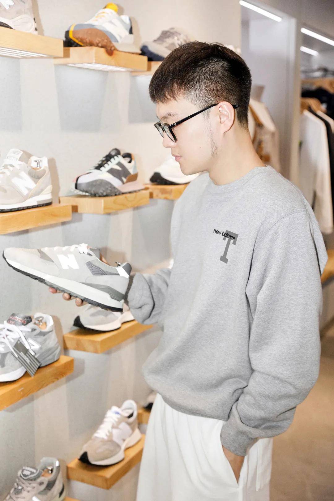 成都 为什么这家New Balance这么酷？