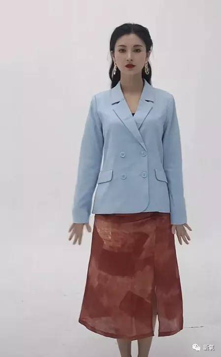 美人 被路人偶遇的张柏芝，这状态，会是传说中的怀四胎吗？