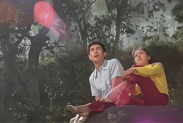 海市蜃楼|80年代十大“现象”佳片,《少林寺》1.6亿,《红高粱》获奖无数2