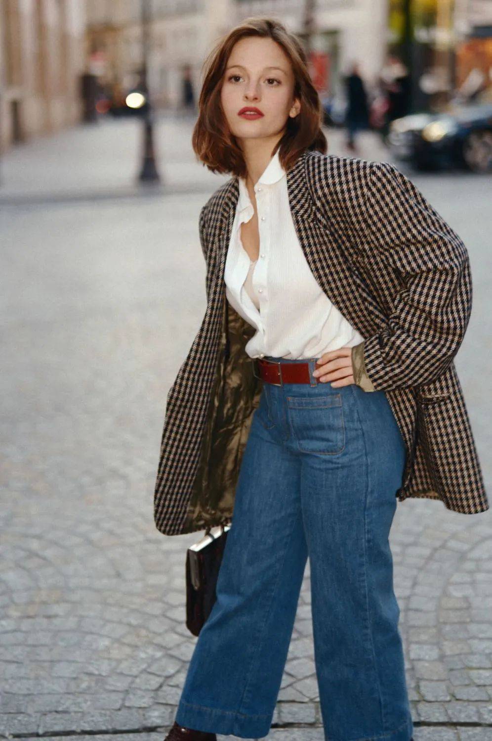 设计 秋天外套里面穿什么?这4种经典内搭让你一直美下去！