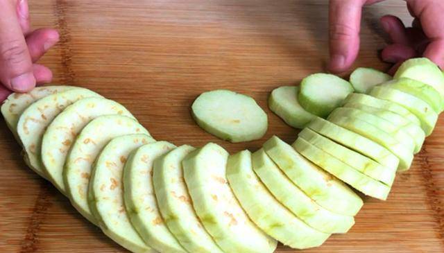 做法|天冷了，早餐别出门买了，教你懒人做法，5分钟出锅，孩子抢着吃