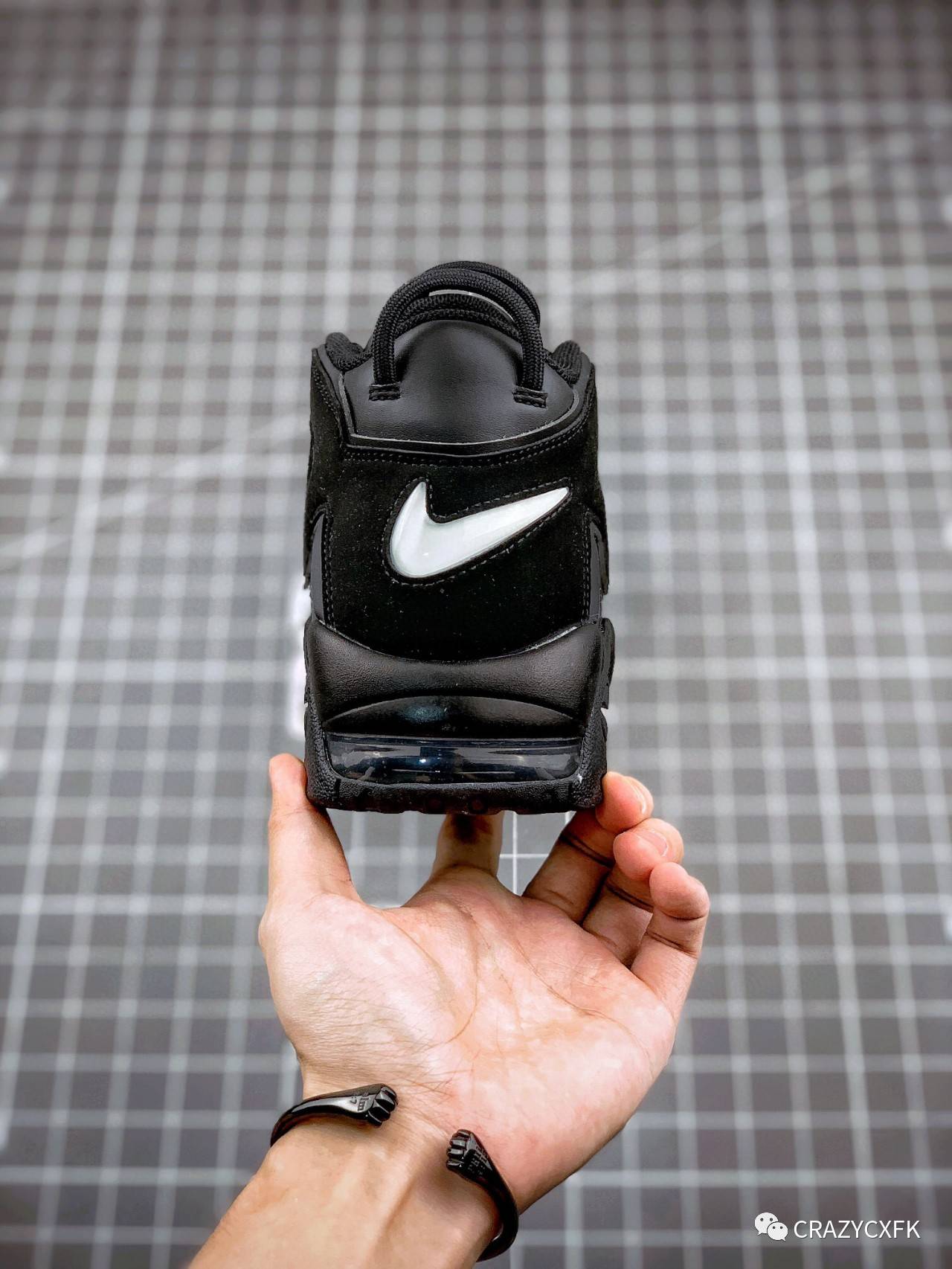 皮蓬 耐克大 AIR 皮蓬 Nike Air More Uptempo Tri-Color 黑白灰渐变运动鞋