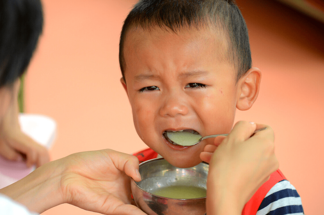 孩子不爱吃饭挑食怎么办