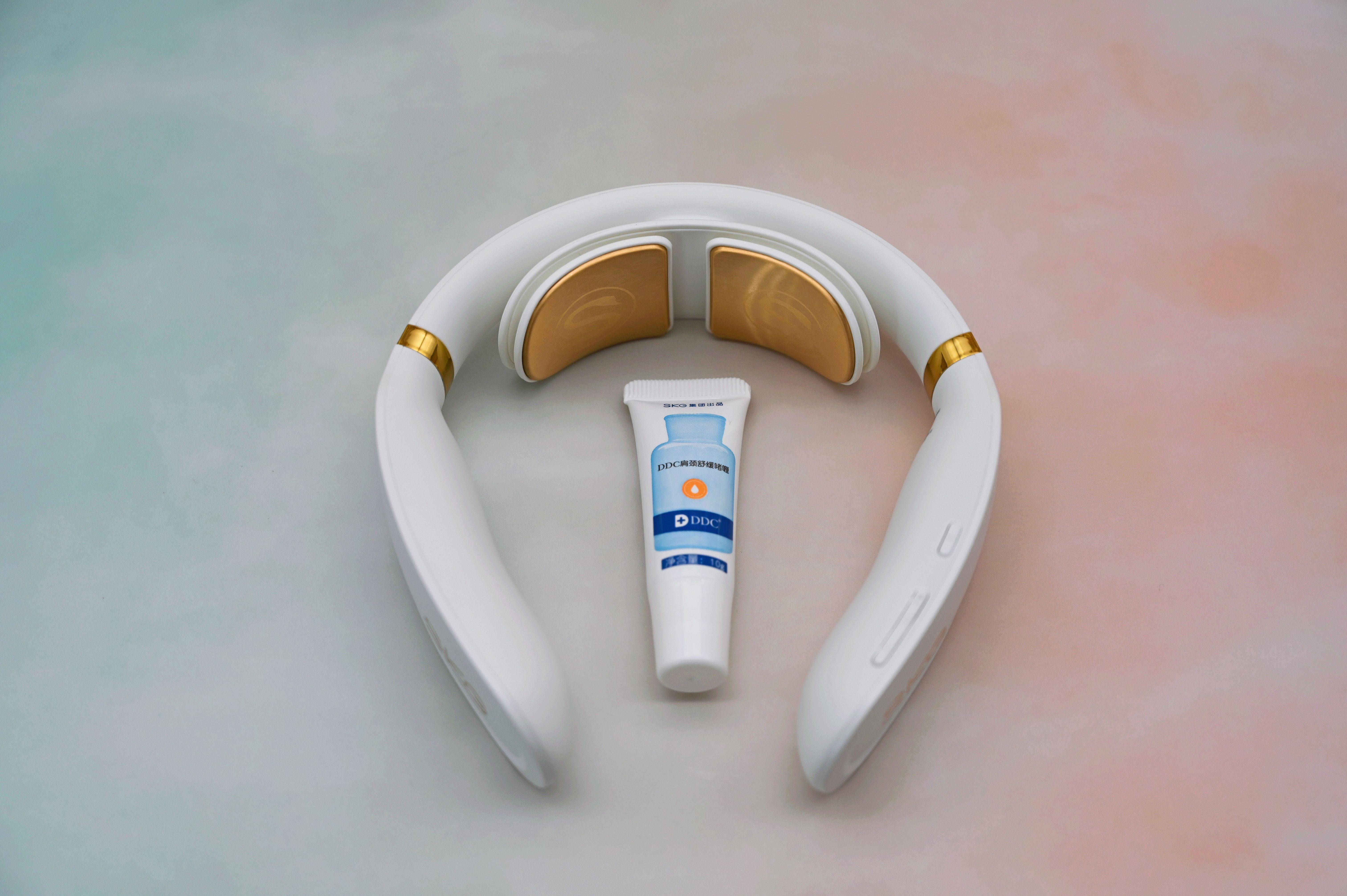 给疲劳的颈椎请来私人按摩师,华为智选skg颈部按摩仪测评