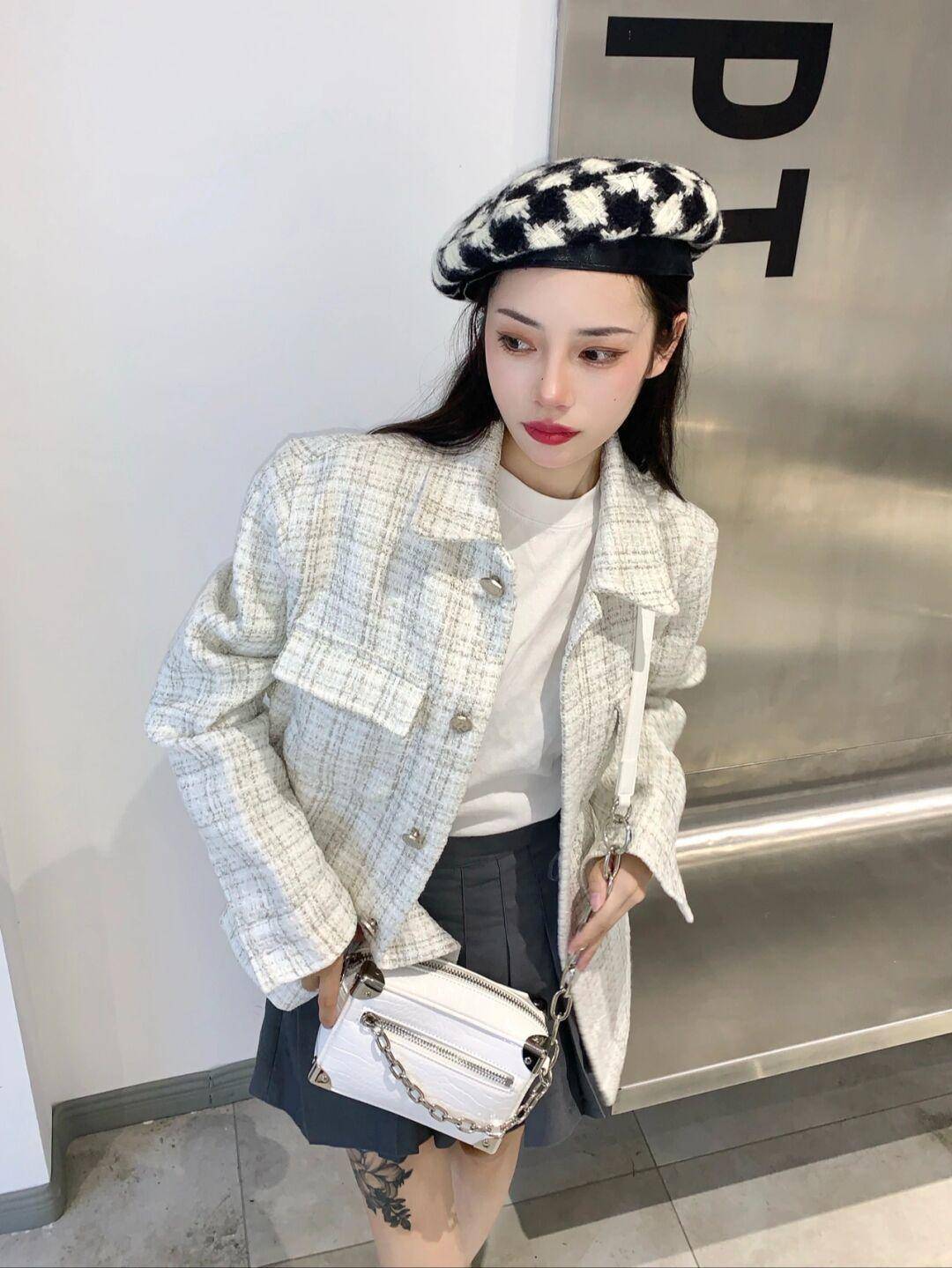 时尚 谁说黑白灰只能单调?掌握这几个搭配思路,基础色也能穿出高级感